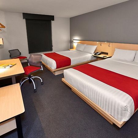City Express By Marriott تولوكا المظهر الخارجي الصورة