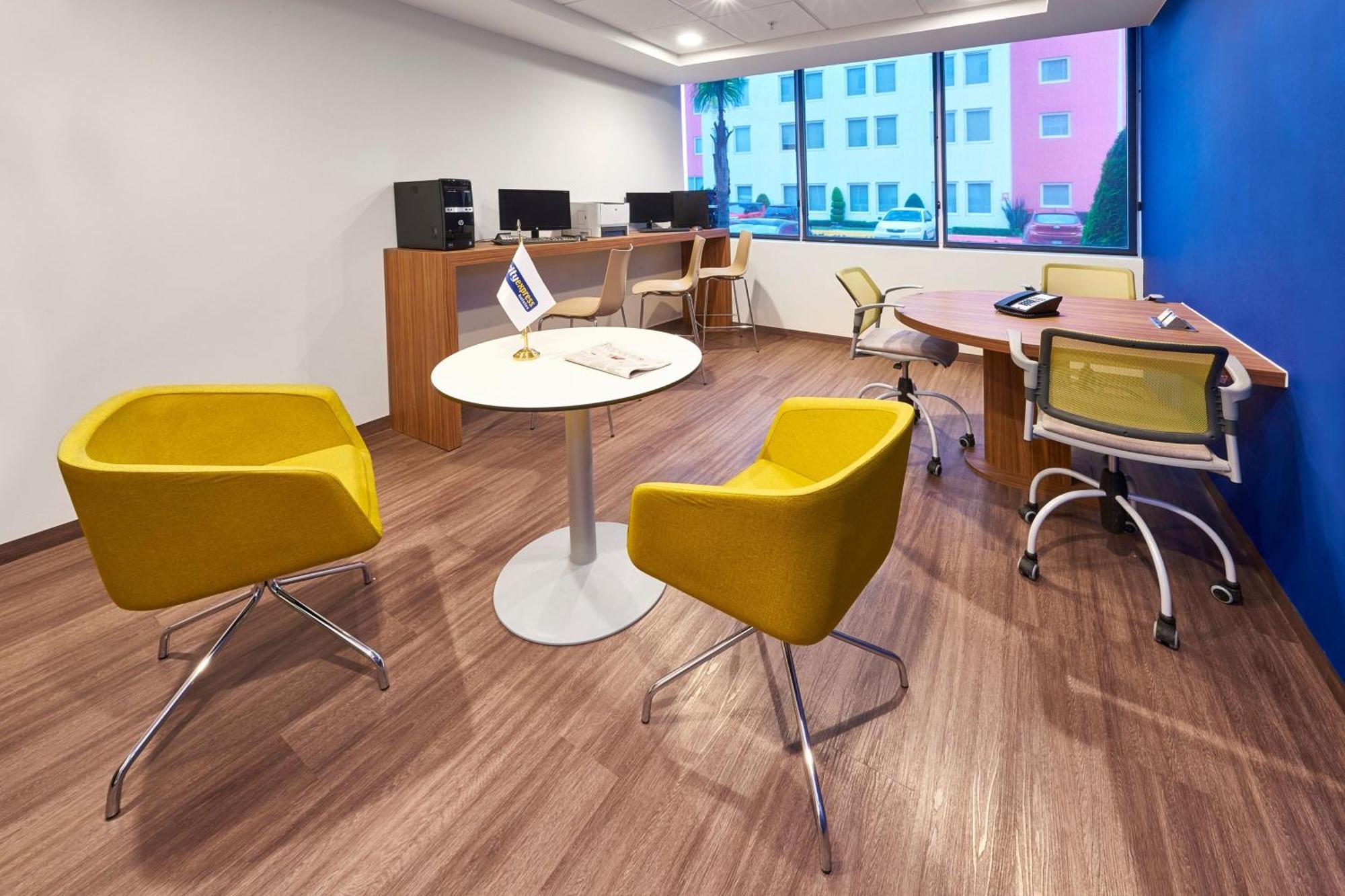 City Express By Marriott تولوكا المظهر الخارجي الصورة