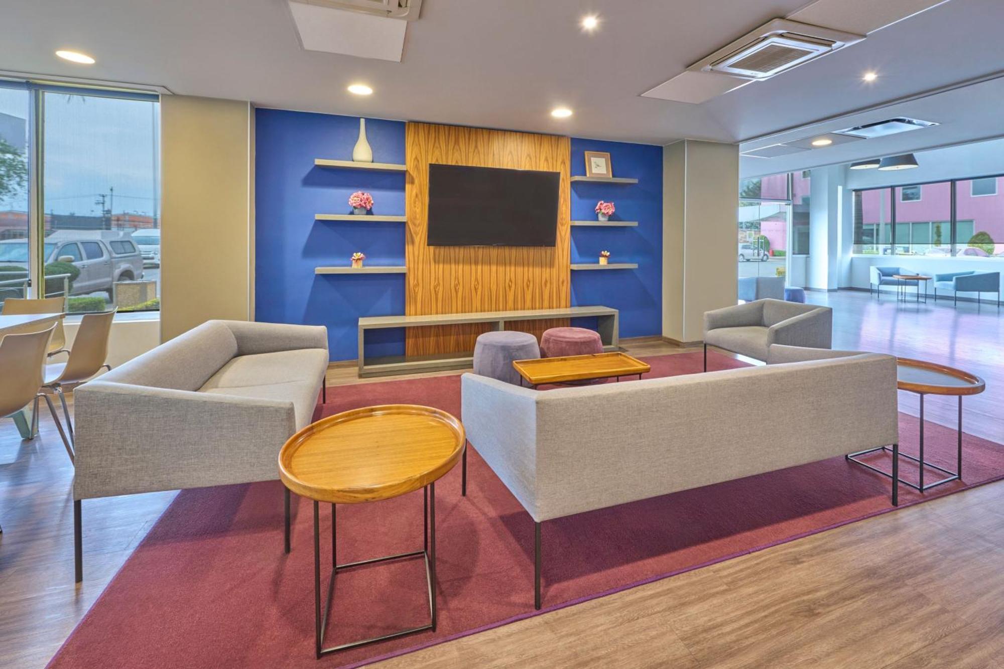 City Express By Marriott تولوكا المظهر الخارجي الصورة