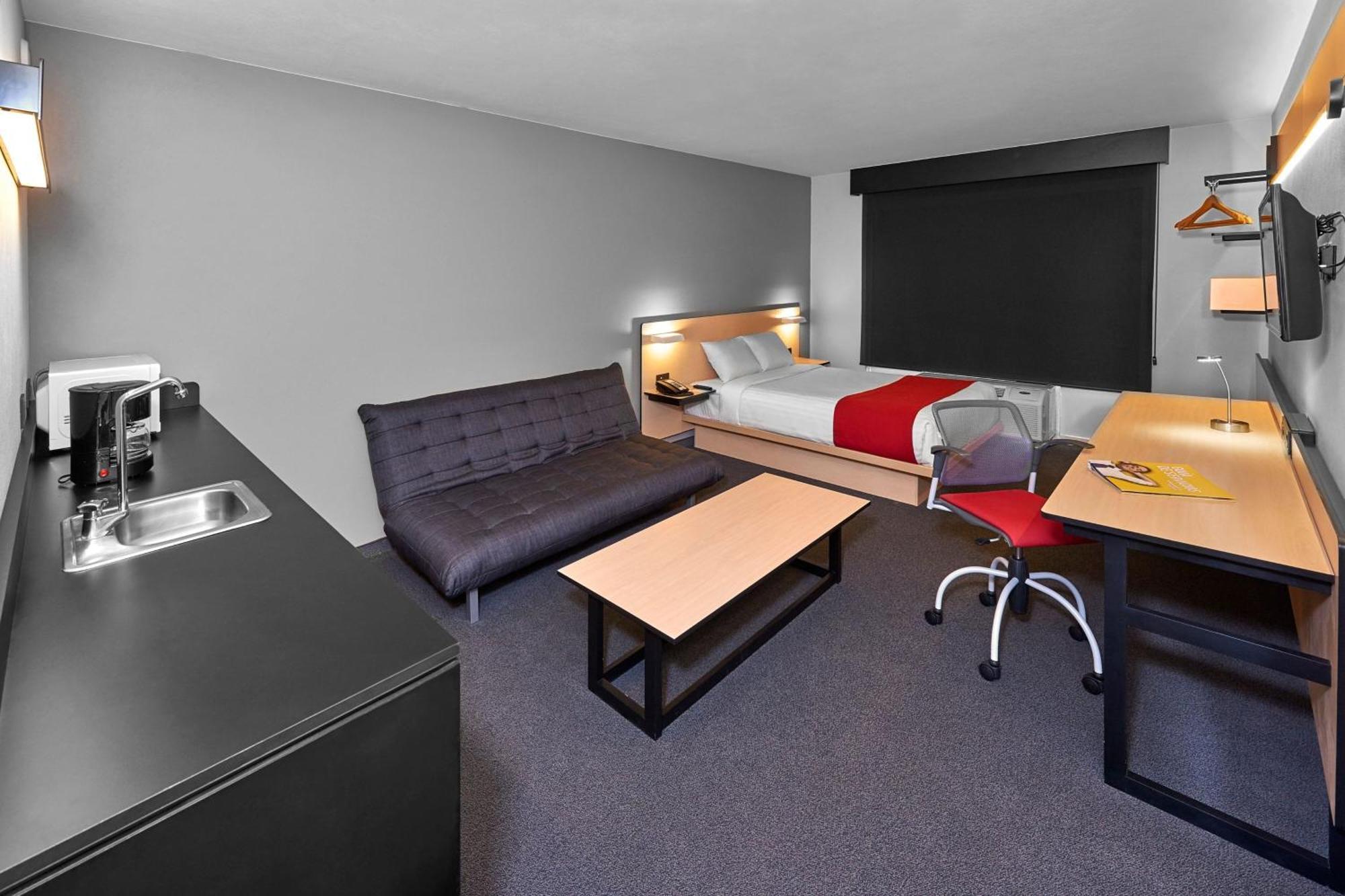 City Express By Marriott تولوكا المظهر الخارجي الصورة